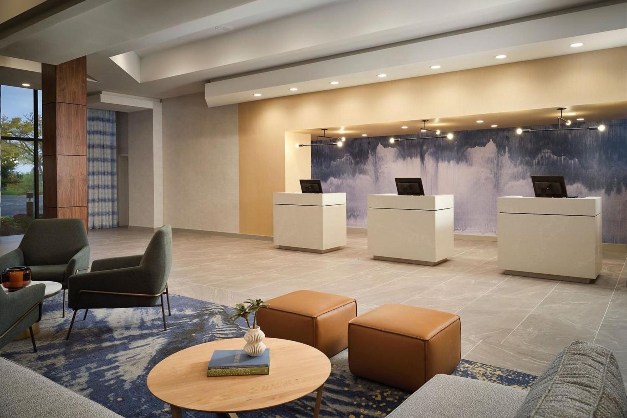 Sheraton Grand Rapids Airport Hotel Cascade Kültér fotó